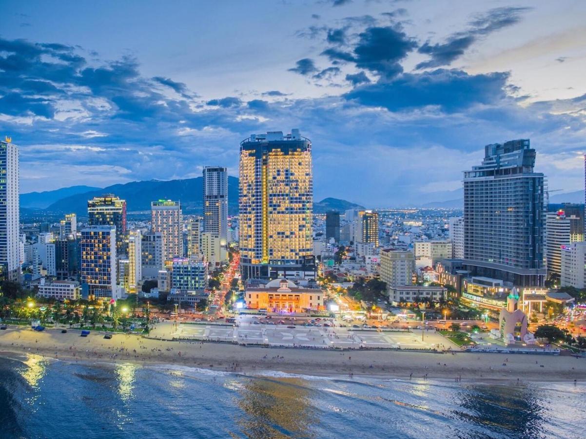 Panorama Residences Beachfront Nha Trang Exterior foto